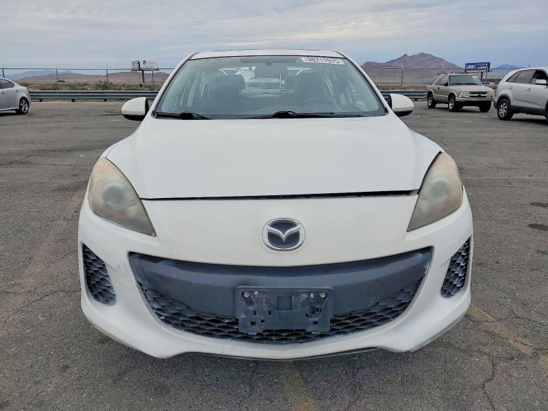 2013 Mazda 3 I