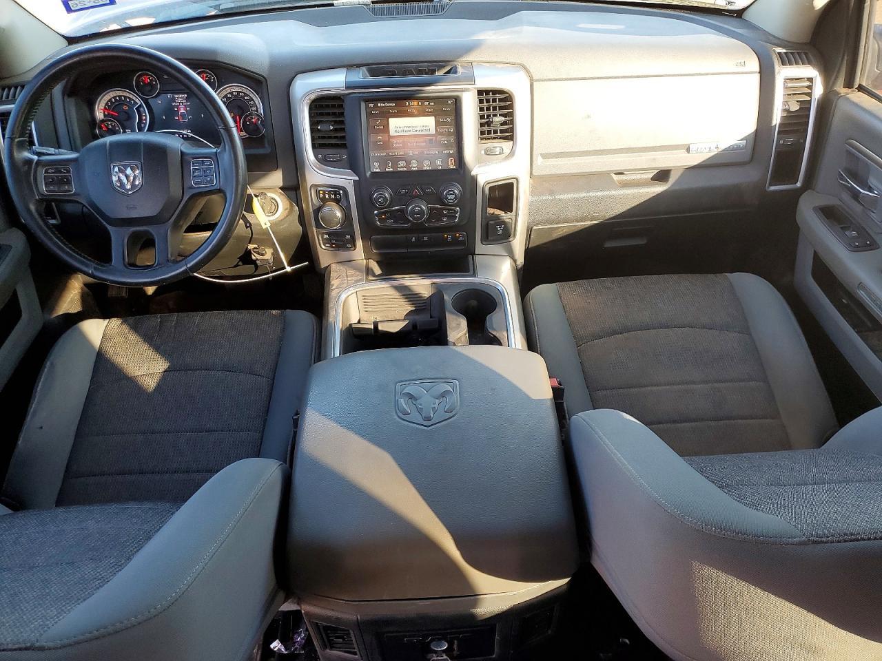 2017 Dodge Ram 1500 slt