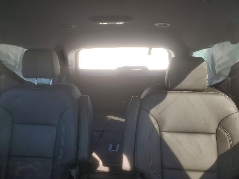 2022 Chevrolet Traverse lt