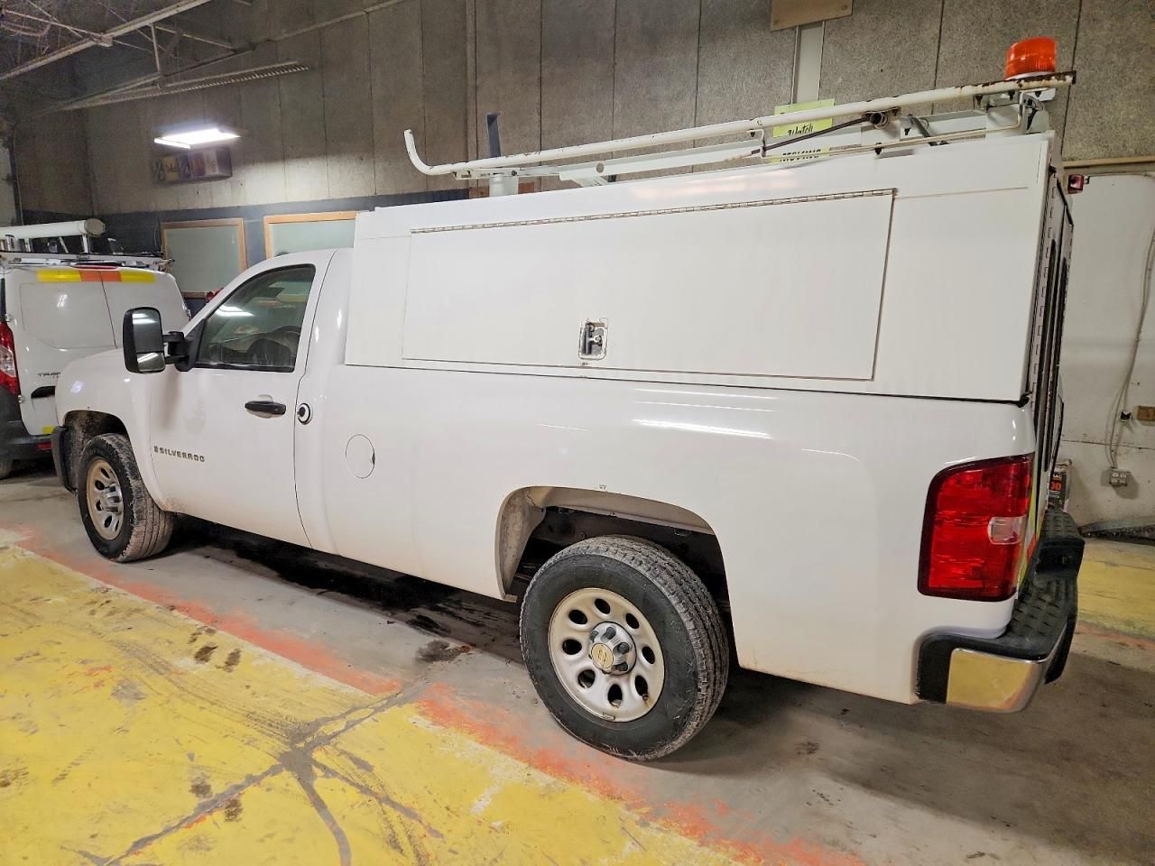 2008 Chevrolet Silverado Utility / Service Truck