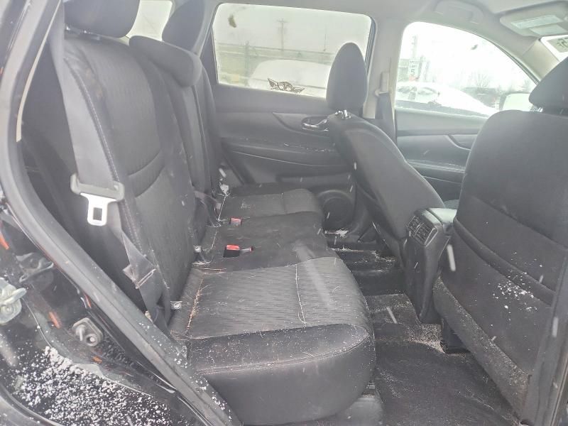 2017 Nissan Rogue sv