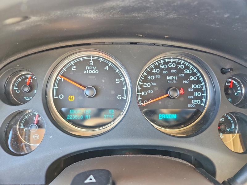 2011 Chevrolet Suburban K1500 ltz