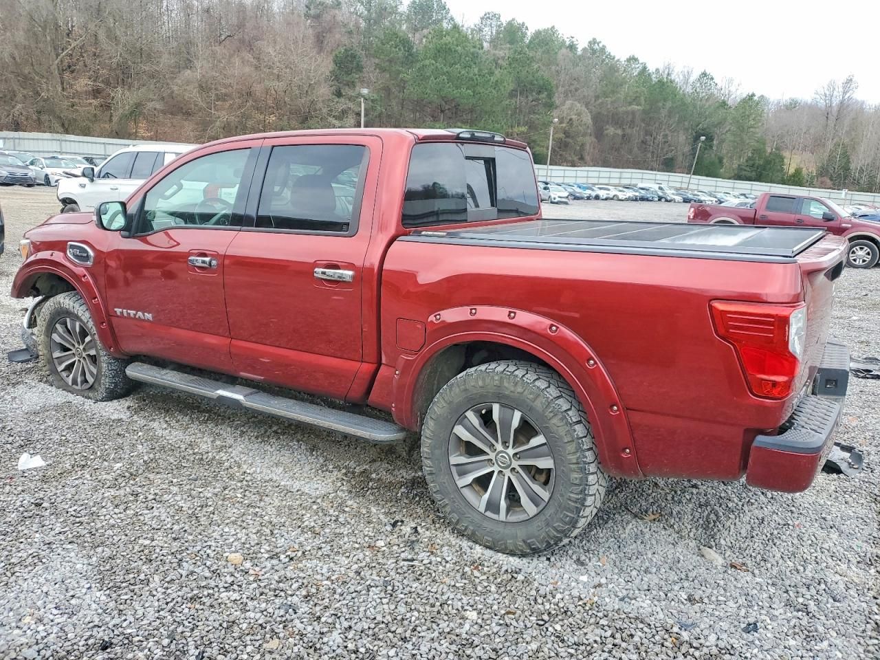 2017 Nissan Titan sv