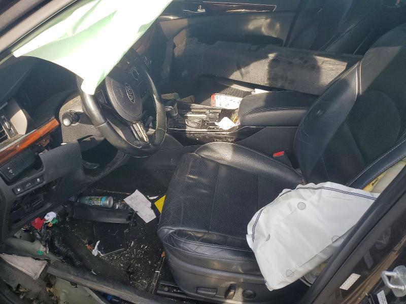 2017 KIA Cadenza Premium