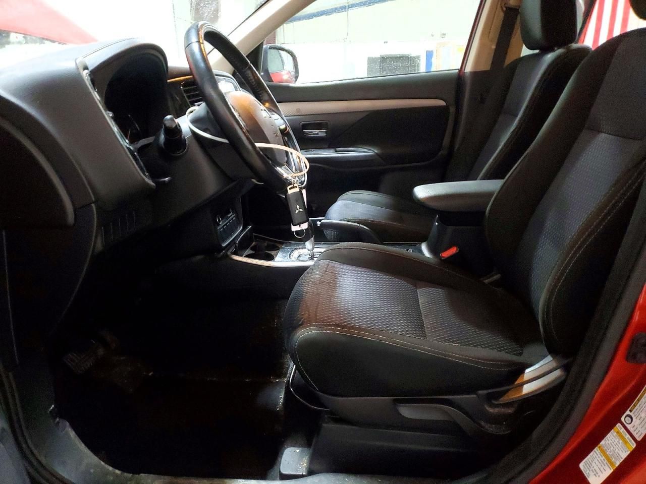 2018 Mitsubishi Outlander se