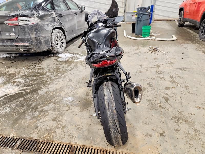 2024 Kawasaki Zx1002 m