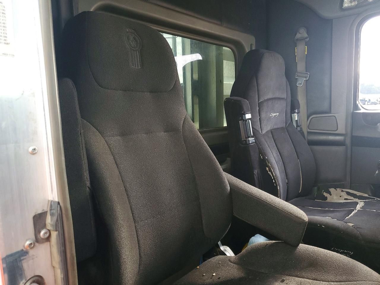 2011 Kenworth W900 Semi Truck