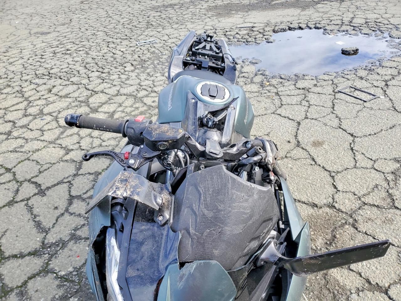 2025 Kawasaki EX650 P