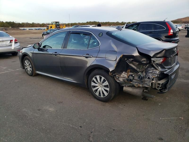 2019 Toyota Camry le