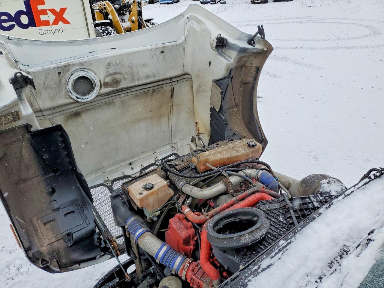 2016 Peterbilt 579 Semi Truck