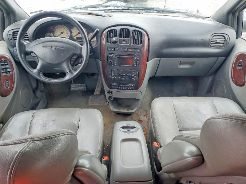 2004 Chrysler Town & Country Limited