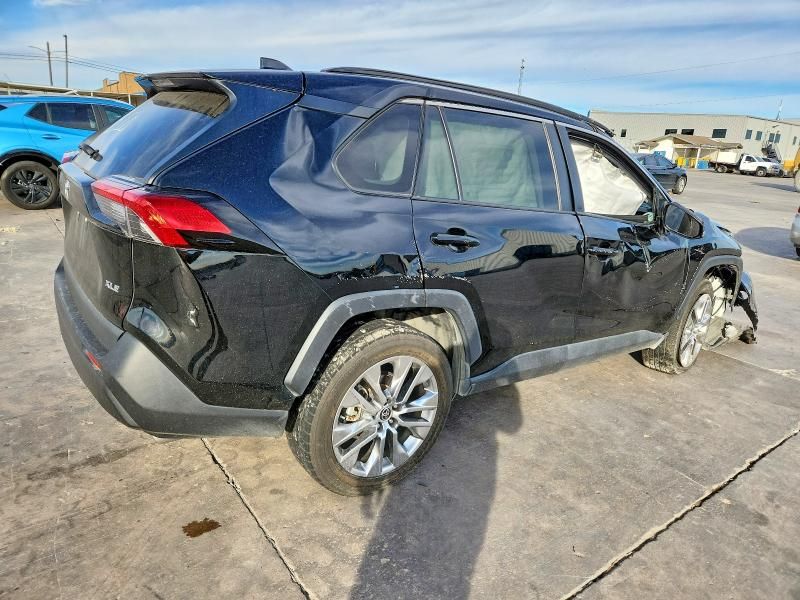 2021 Toyota Rav4 xle Premium