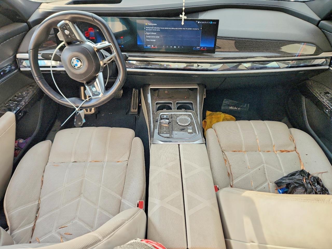 2024 BMW 740 i
