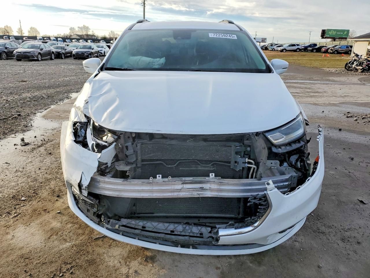 2022 Chrysler Pacifica Touring l