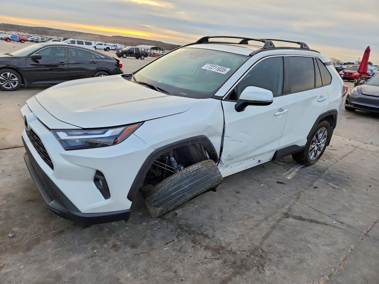 2024 Toyota Rav4 xle Premium
