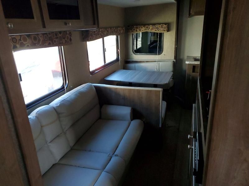 2019 Keystone 2019 Keys Coleman-Camper