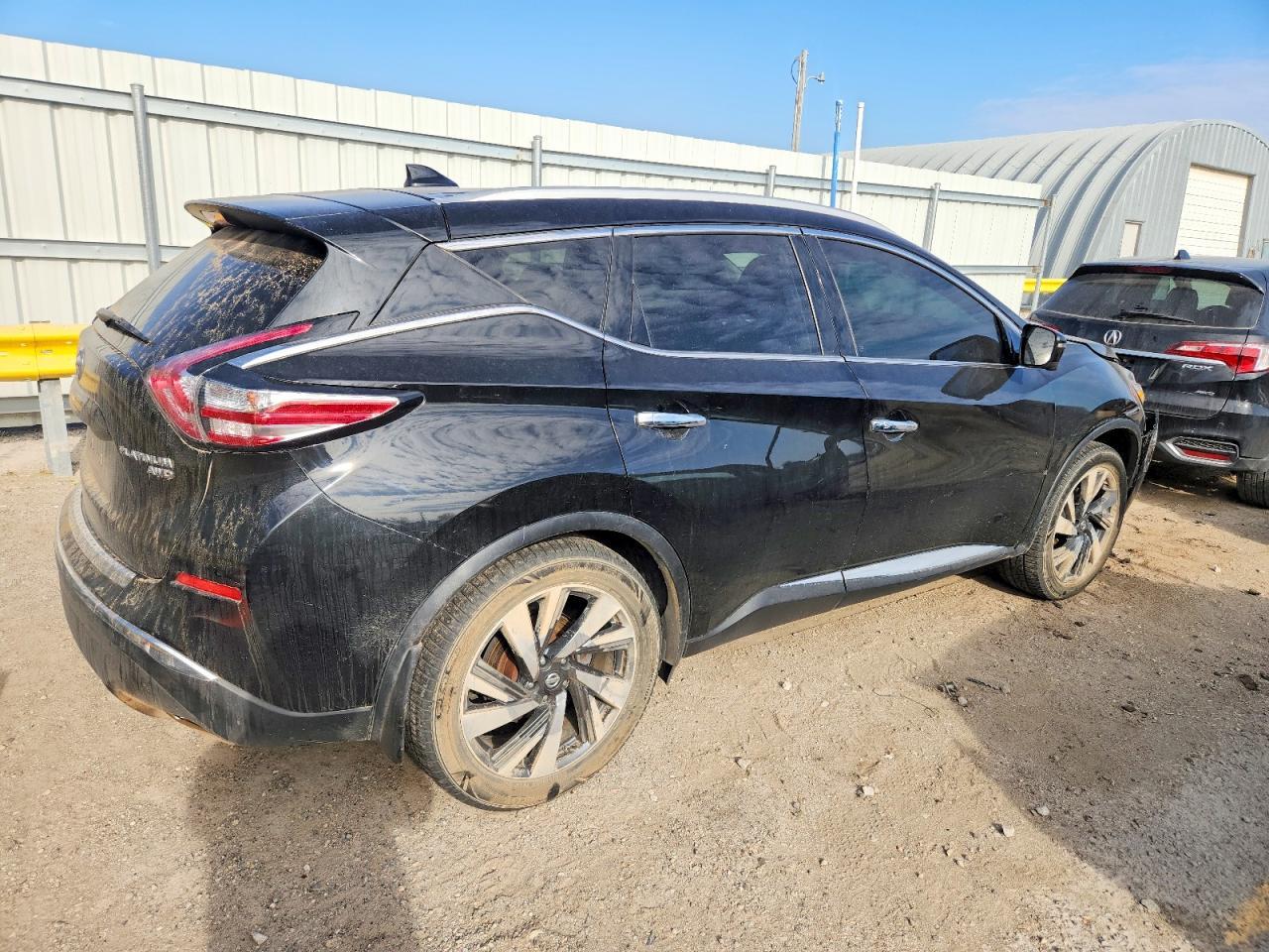 2017 Niss Murano Platinum
