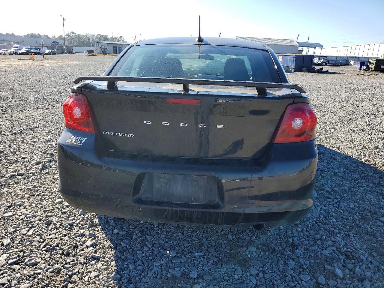 2014 Dodge Avenger se
