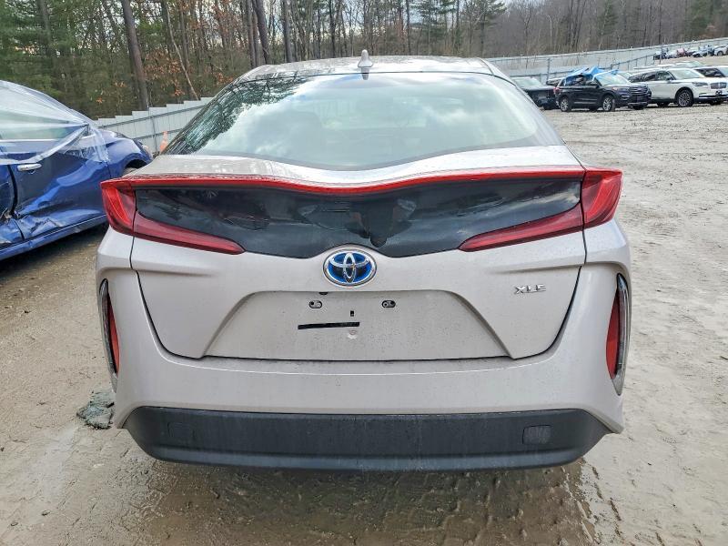 2021 Toyota Prius Prime le