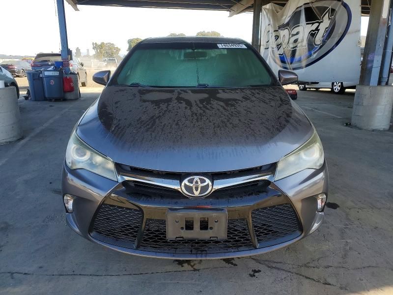 2015 Toyota Camry le