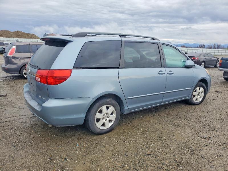 2004 Toyota Sienna xle 7-passenger
