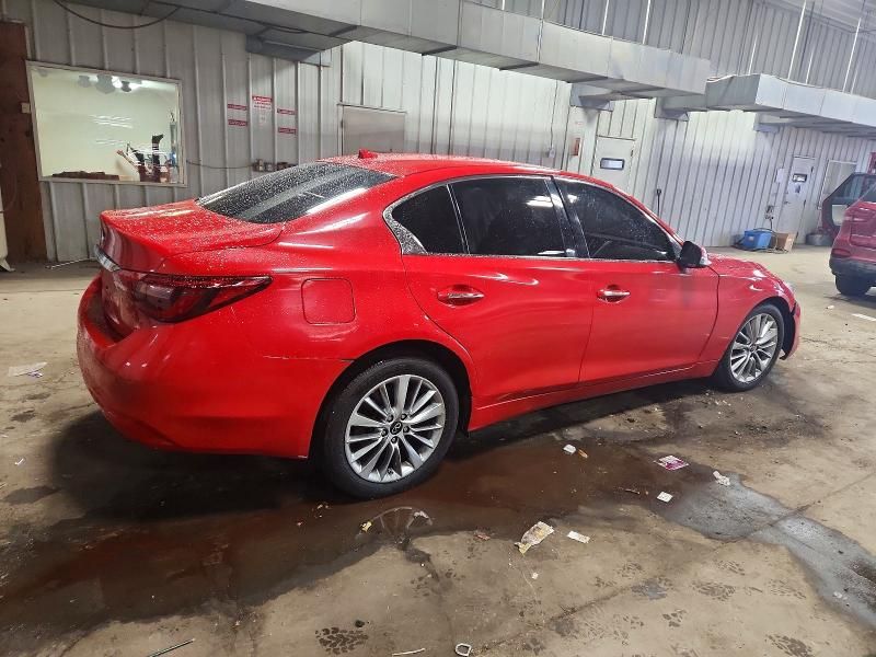 2021 Infiniti Q50 Luxe