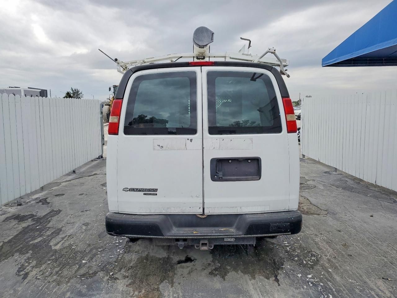 2013 Chevrolet Express G2500