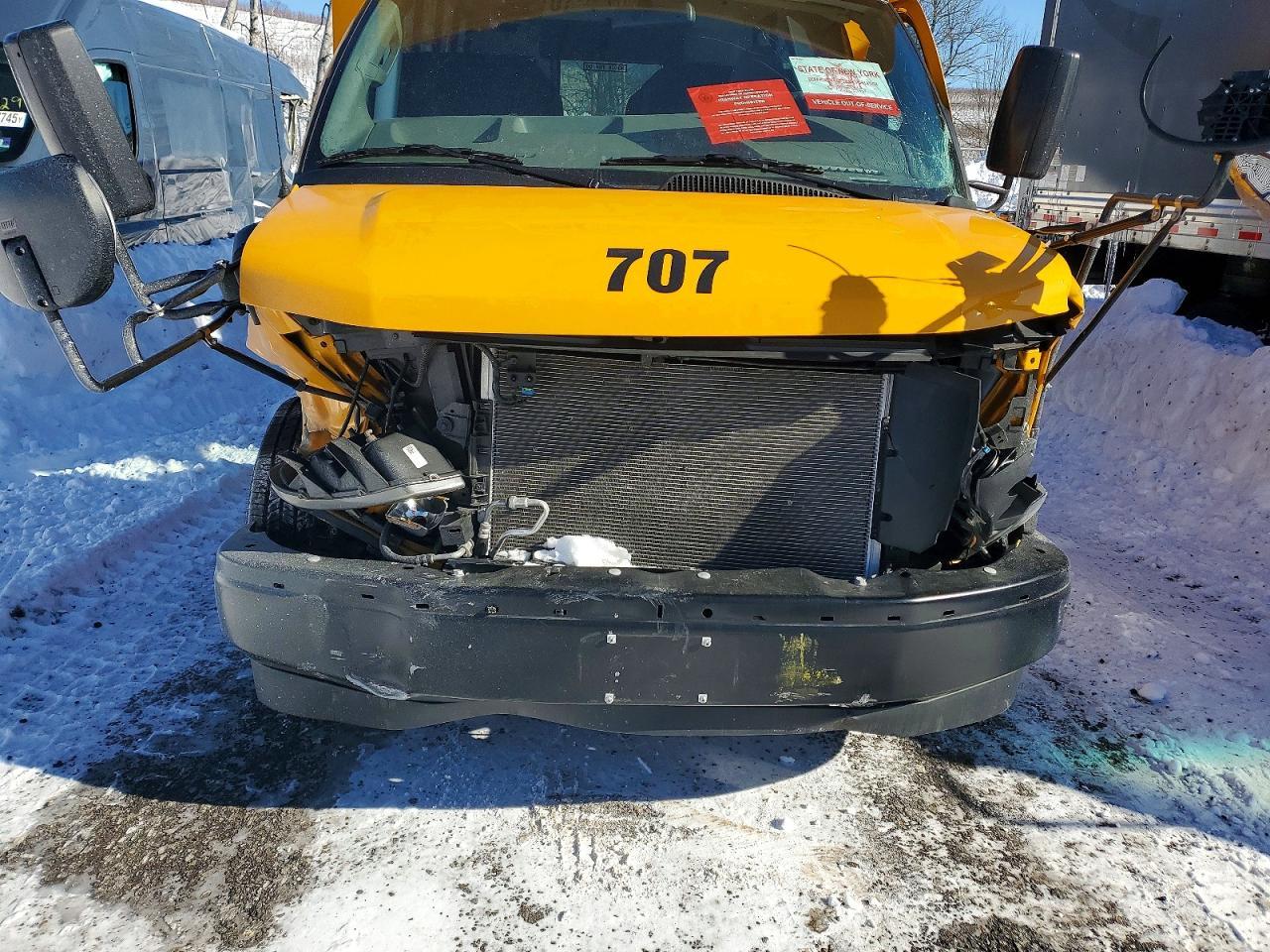 2024 Chevrolet Express G3500