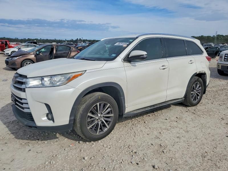 2017 Toyota Highlander xle