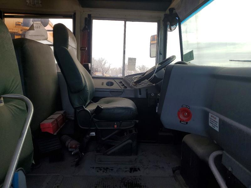 2014 Ic Corporation 3000 CE