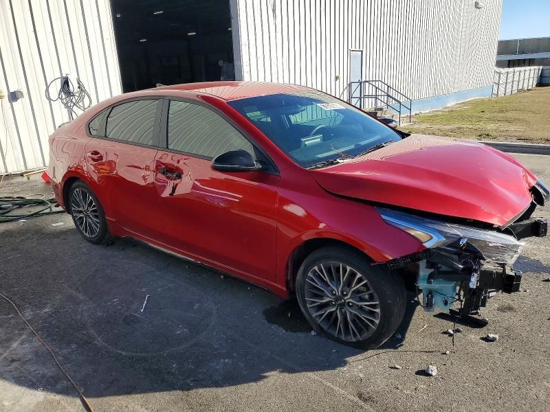 2024 KIA Forte gt Line