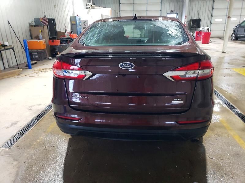 2019 Ford Fusion se