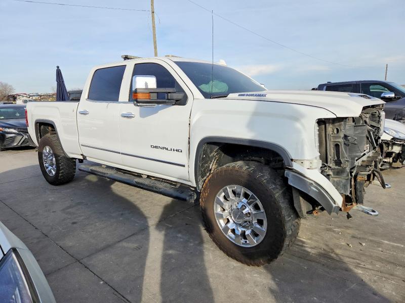 2017 GMC Sierra K2500 Denali