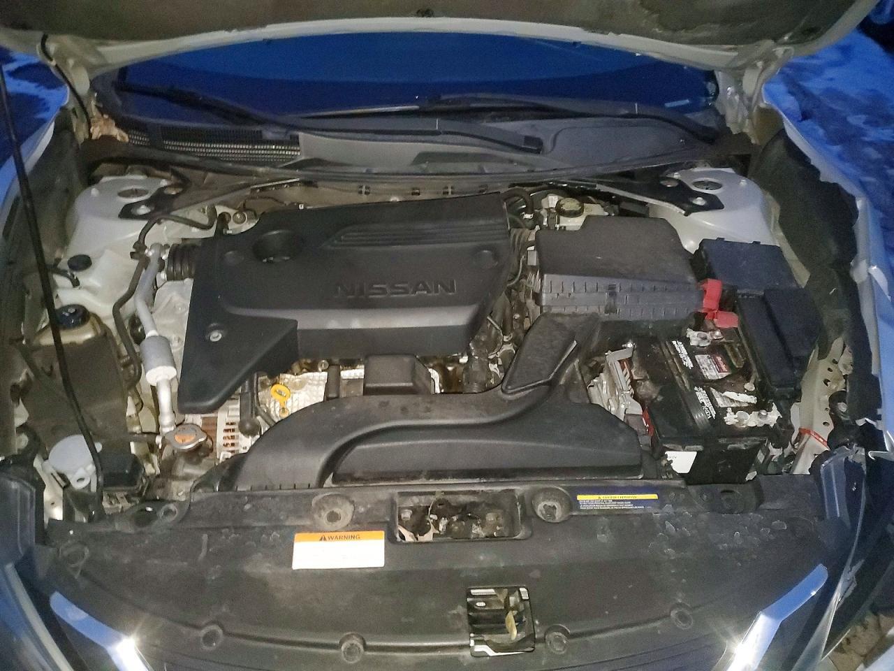 2016 Niss Altima