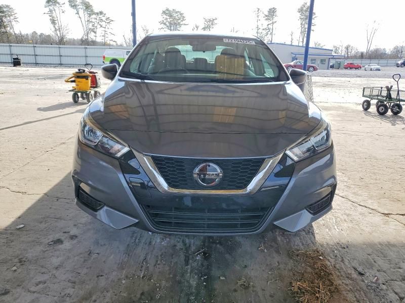 2021 Nissan Versa s