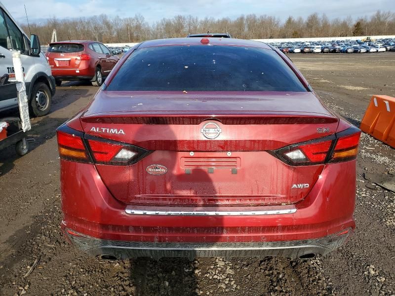 2022 Nissan Altima sr