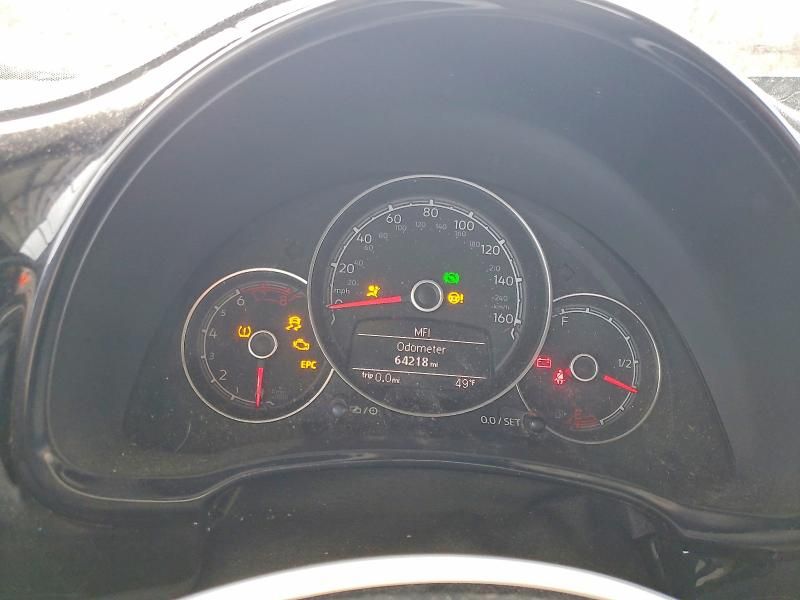 2018 Volkswagen Beetle s