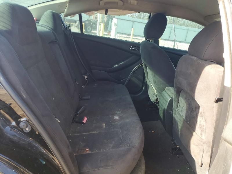 2011 Nissan Altima Base