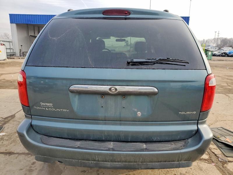 2005 Chrysler Town & Country Touring