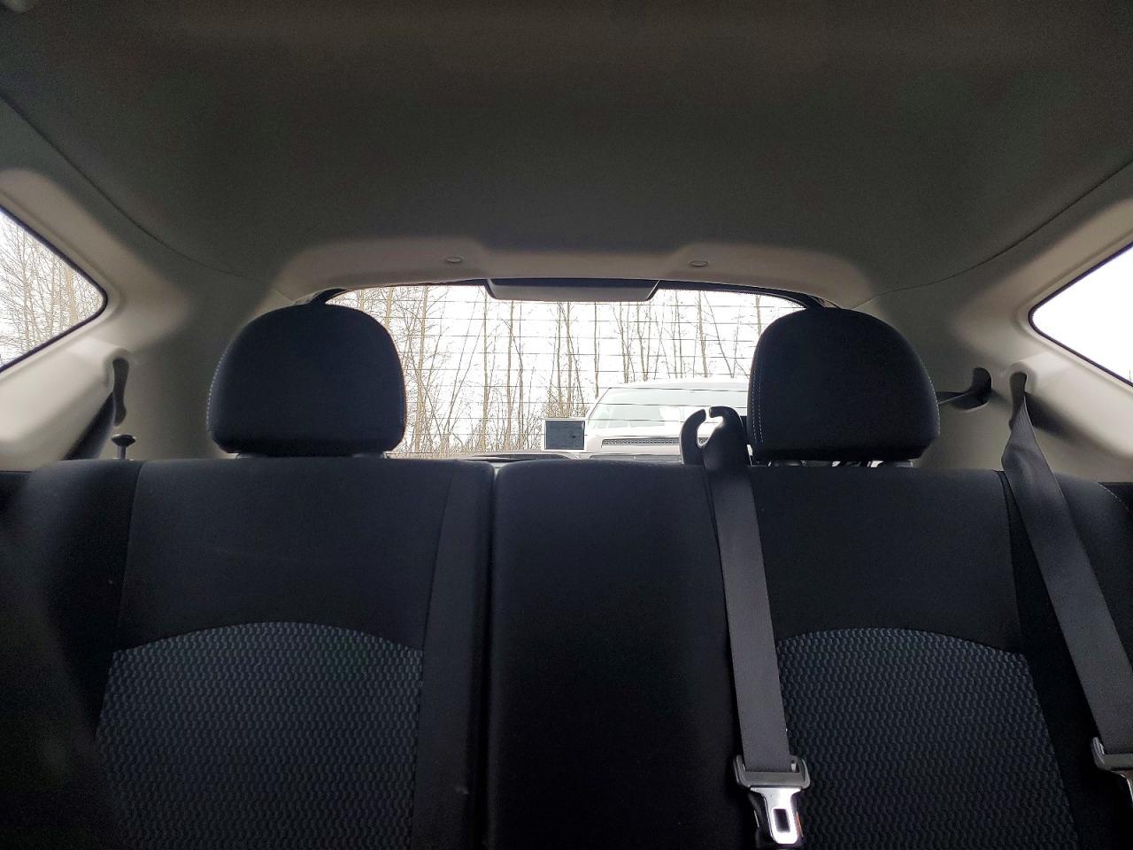 2015 Niss Versa Note sv