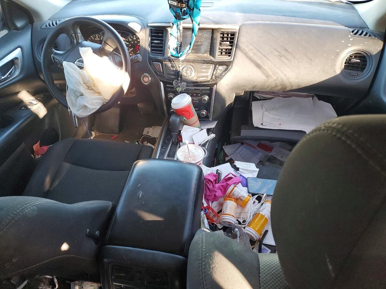 2018 Nissan Pathfinder s