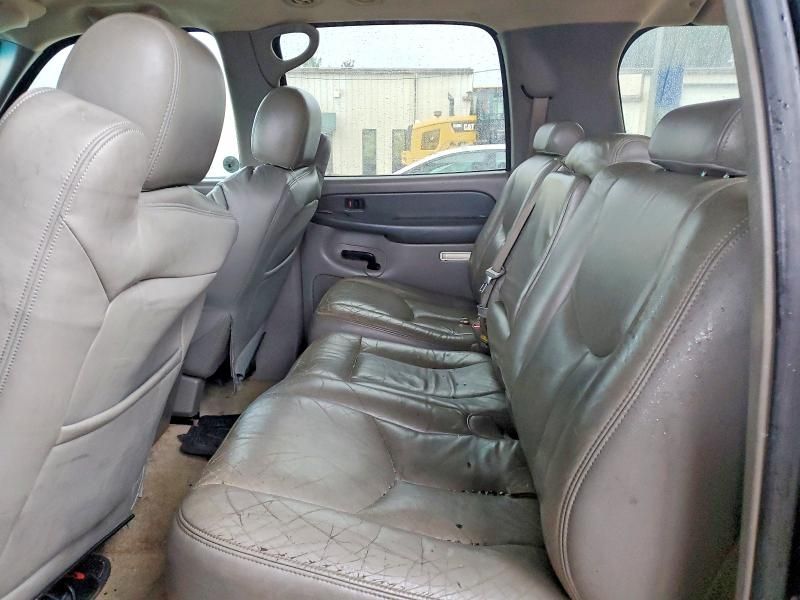 2003 Chevrolet Suburban C1500