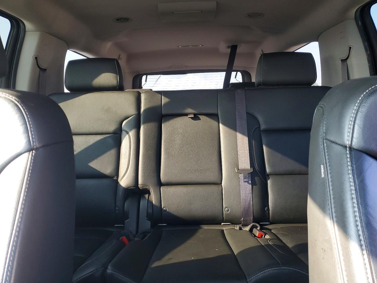 2016 Chevrolet Suburban K1500 lt