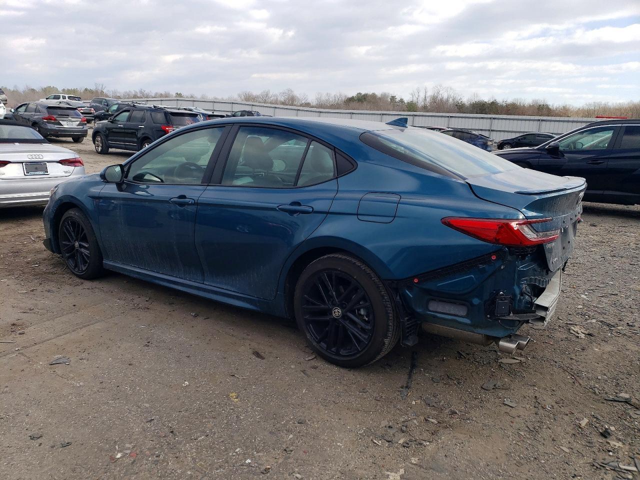 2026 Toyota Camry se