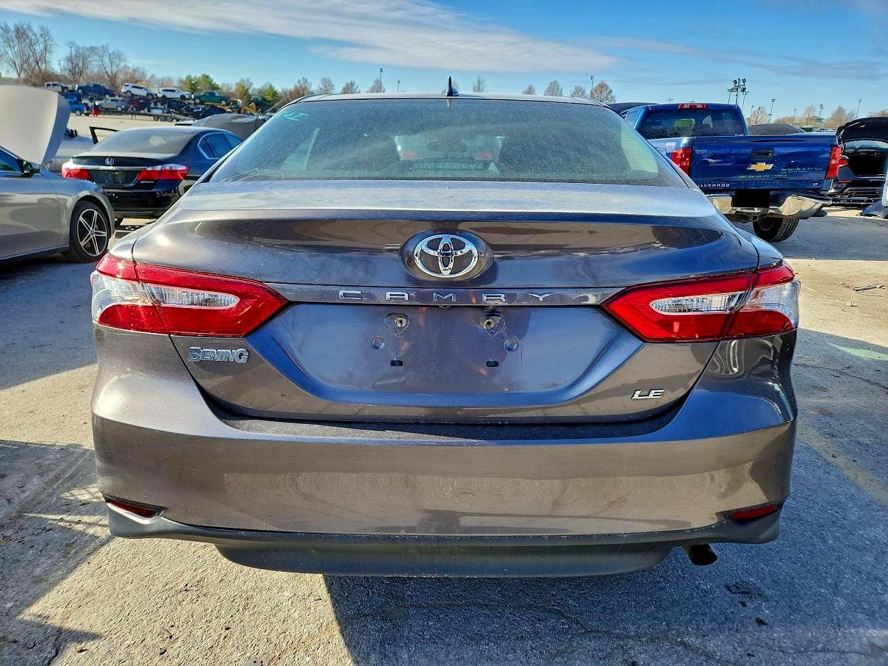 2020 Toyota Camry le