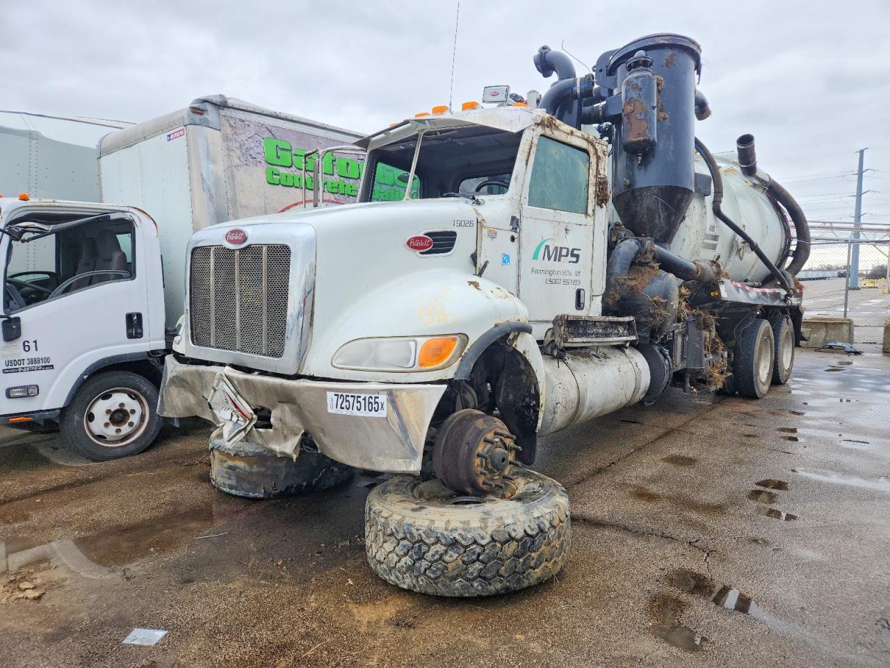 2012 Peterbilt 348 Vacuum Truck