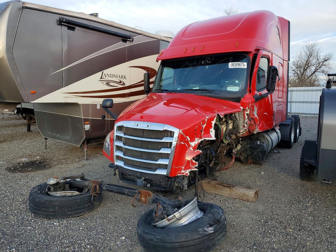 2020 Freigliner Cascadia 126