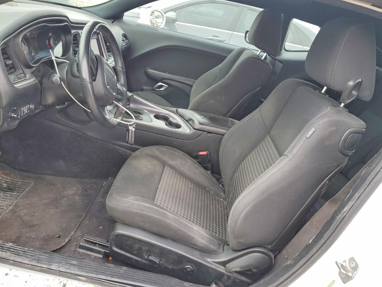 2018 Dodge Challenger sxt