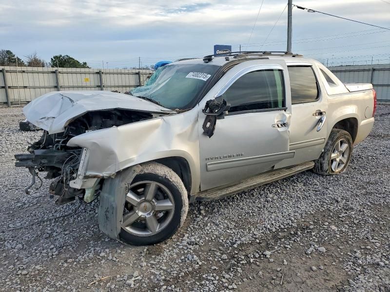 2011 Chevrolet Avalanche lt
