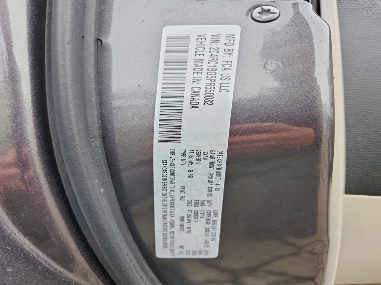 2023 Chrysler Pacifica Touring l